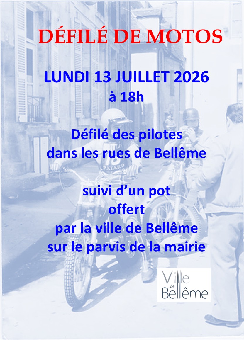 DÉFILÉ DE MOTOS